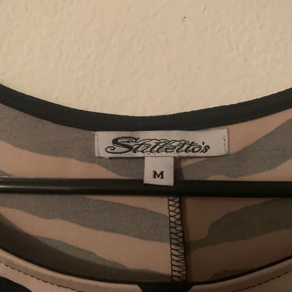 Body on dress - Picture 3 of 4